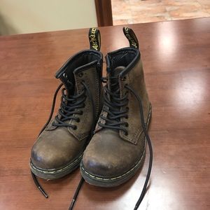 Dr. Marten kids size 9